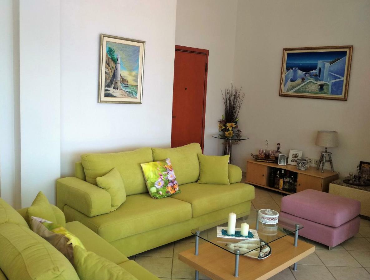 Luxury Sea View Apartman Ofrínio Kültér fotó